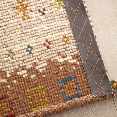 ギャッベ　ペルシャ手織り絨毯　座布団　40×42cm