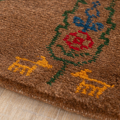 ギャッベ　ペルシャ手織り絨毯　座布団　43×39cm