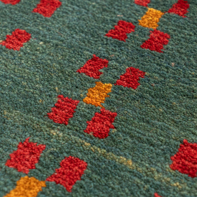 ギャッベ　ペルシャ手織り絨毯　座布団　40×43cm