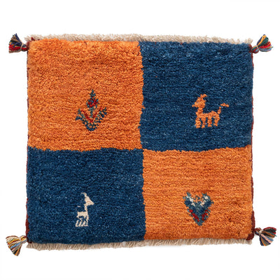 ギャッベ　ペルシャ手織り絨毯　座布団　46×42cm