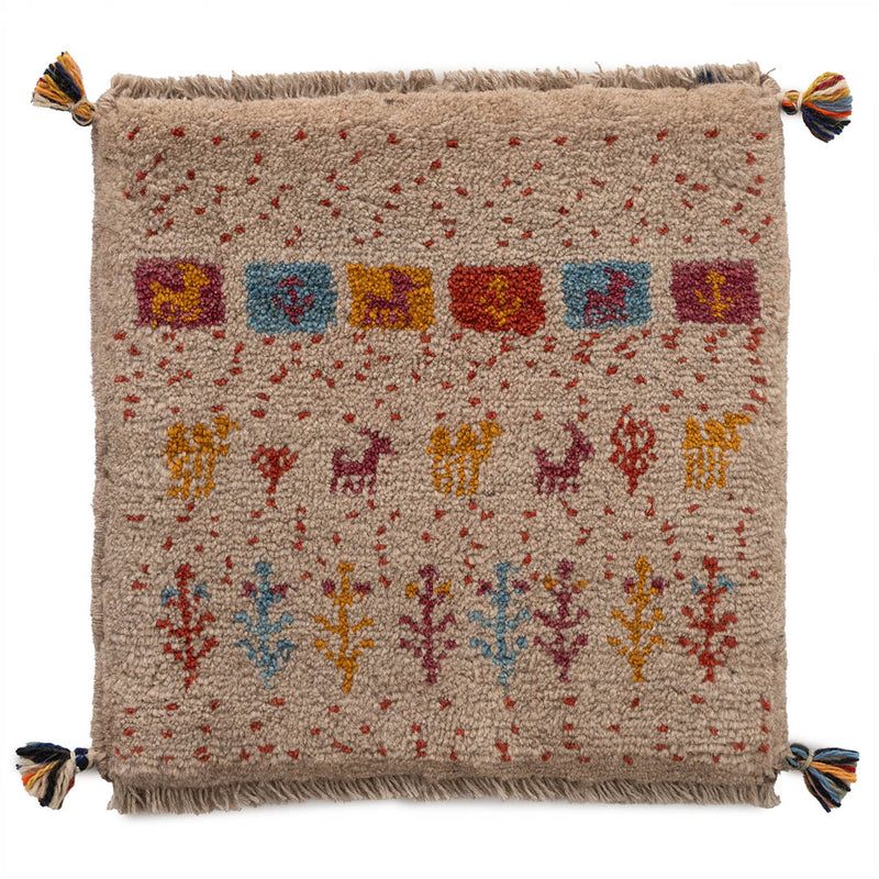 ギャッベ　ペルシャ手織り絨毯　座布団　43×44cm