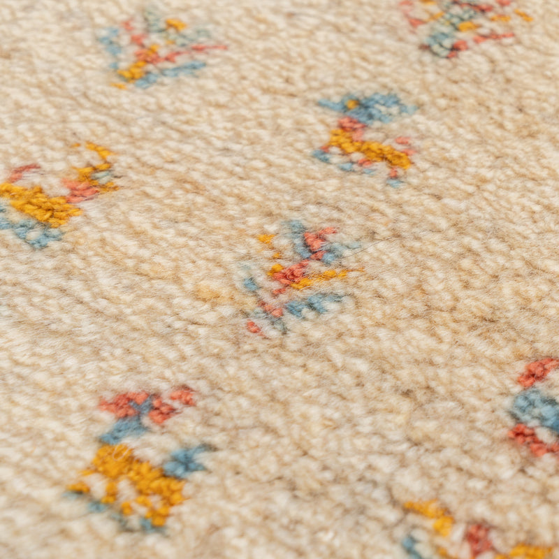 ギャッベ　ペルシャ手織り絨毯　座布団　42×47cm