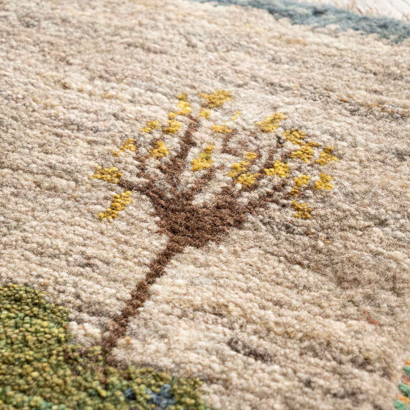 ギャッベ　ペルシャ手織り絨毯　座布団　40×48cm