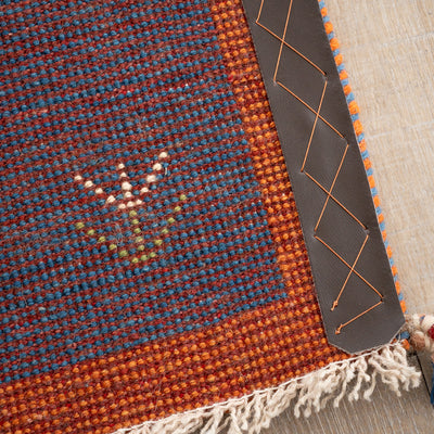 ギャッベ　ペルシャ手織り絨毯　座布団　40×42cm