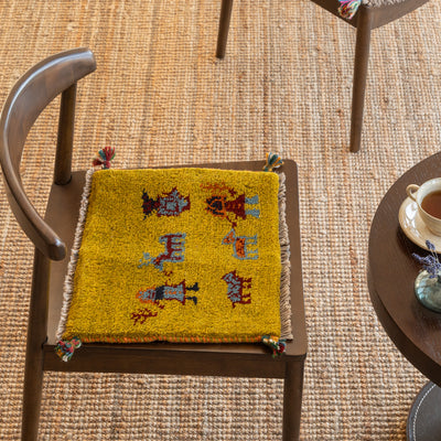 ギャッベ　ペルシャ手織り絨毯　座布団　42×36cm