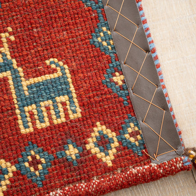 ギャッベ　ペルシャ手織り絨毯　座布団　42×44cm