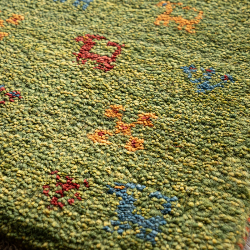 ギャッベ　ペルシャ手織り絨毯　座布団　41×38cm