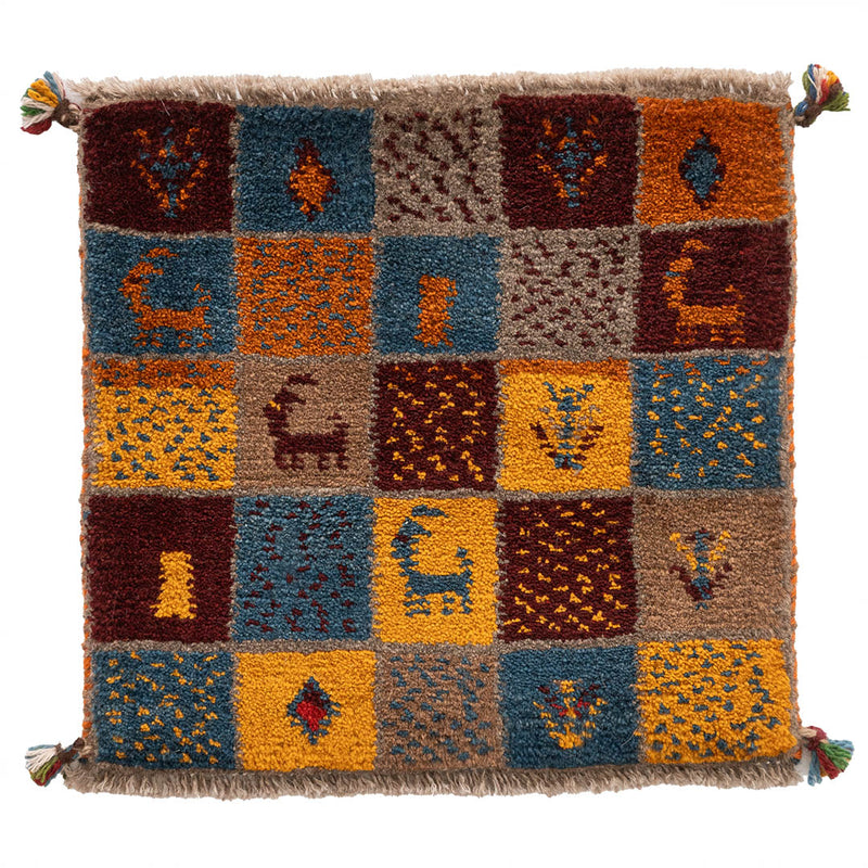 ギャッベ　ペルシャ手織り絨毯　座布団　45×43cm