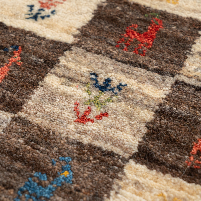 ギャッベ　ペルシャ手織り絨毯　座布団　46×43cm