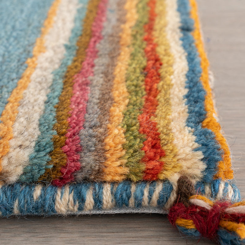 ギャッベ　ペルシャ手織り絨毯　座布団　43×43cm