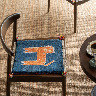 ギャッベ　ペルシャ手織り絨毯　座布団　40×41cm