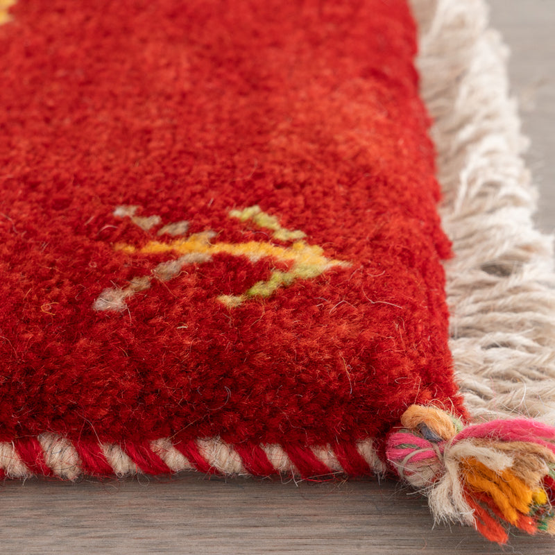 ギャッベ　ペルシャ手織り絨毯　座布団　45×43cm