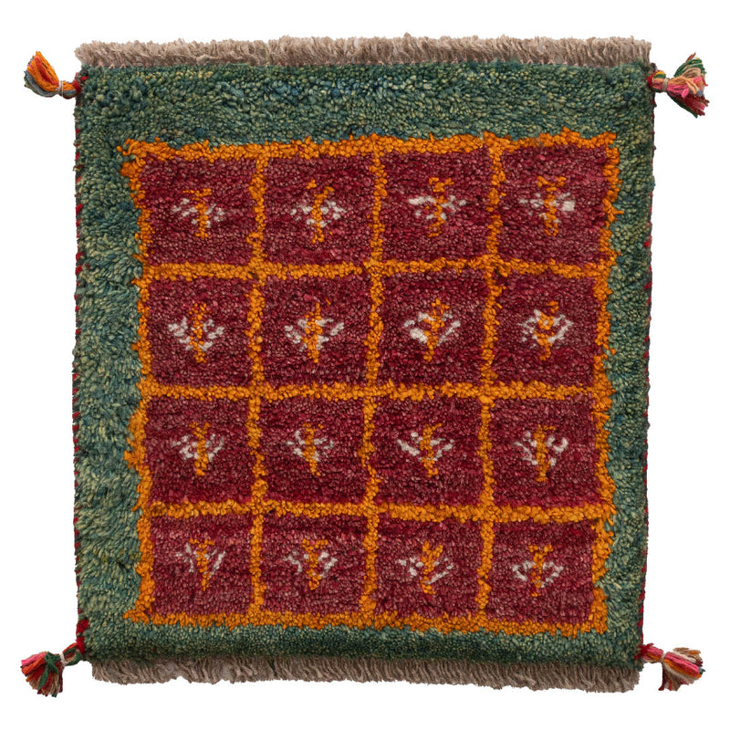 ギャッベ　ペルシャ手織り絨毯　座布団　41×43cm