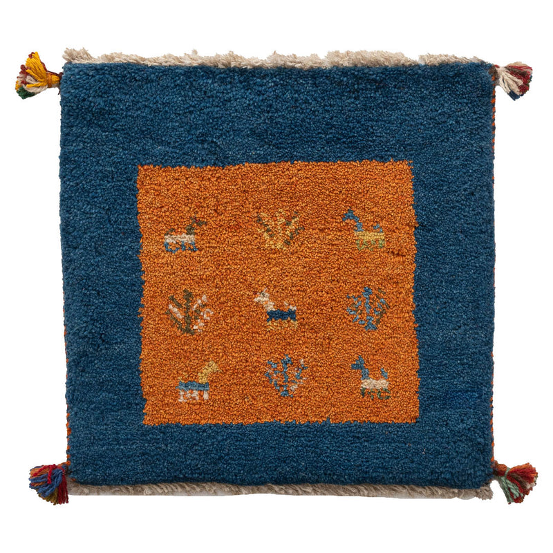 ギャッベ　ペルシャ手織り絨毯　座布団　42×41cm