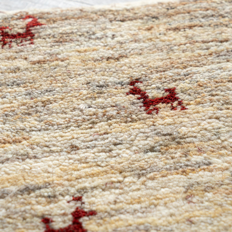 ギャッベ　ペルシャ手織り絨毯　座布団　39×35cm