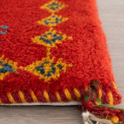 ギャッベ　ペルシャ手織り絨毯　座布団　40×41cm