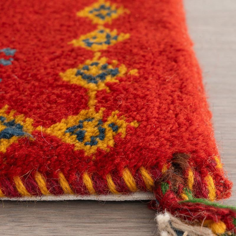 ギャッベ　ペルシャ手織り絨毯　座布団　40×41cm