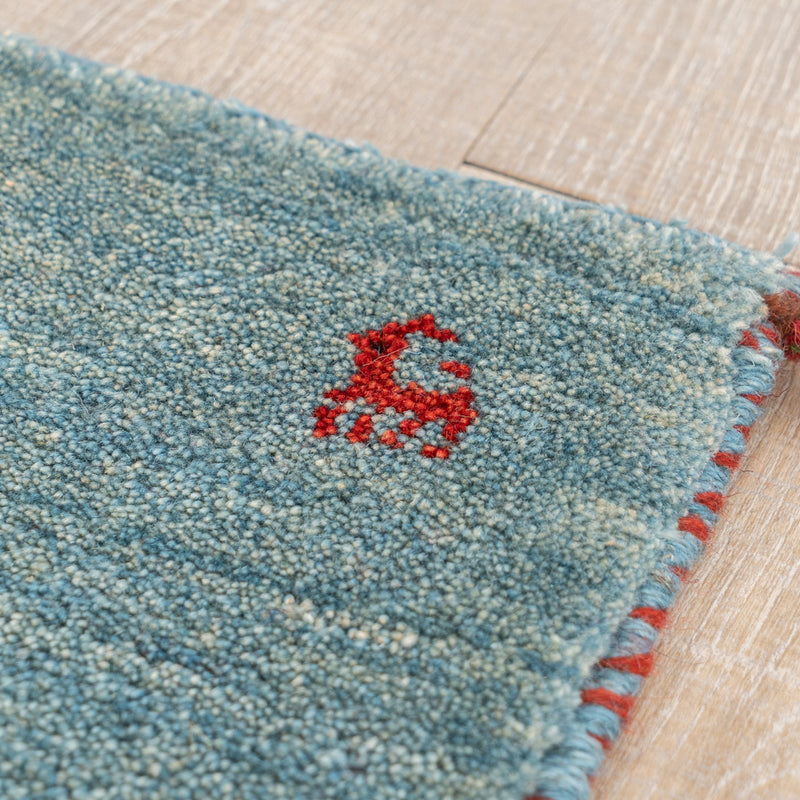 ギャッベ　ペルシャ手織り絨毯　座布団　42×41cm