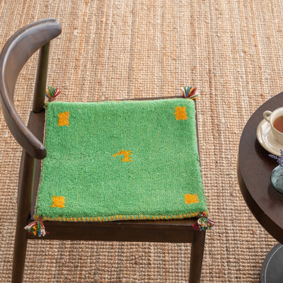 ギャッベ　ペルシャ手織り絨毯　座布団　43×42cm