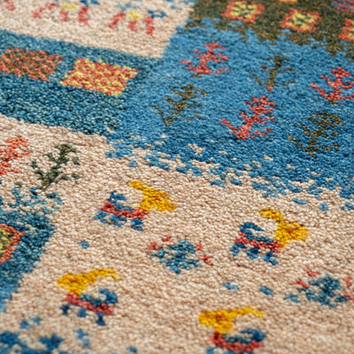 ギャッベ　ペルシャ手織り絨毯　座布団　45×43cm