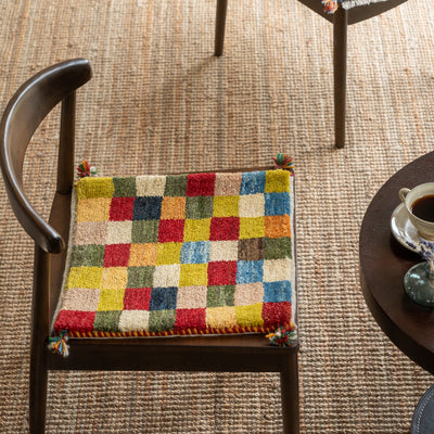 ギャッベ　ペルシャ手織り絨毯　座布団　42×42cm