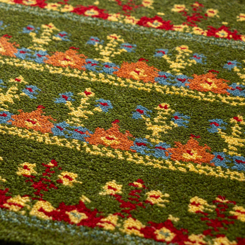 ギャッベ　ペルシャ手織り絨毯　座布団　44×38cm