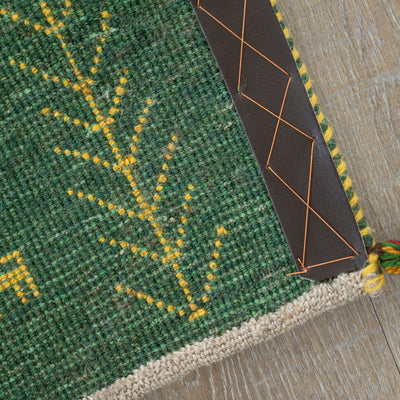 ギャッベ　ペルシャ手織り絨毯　座布団　41×41cm