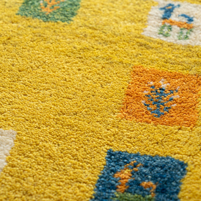 ギャッベ　ペルシャ手織り絨毯　座布団　45×43cm