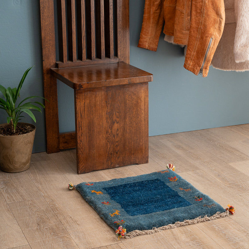 ギャッベ ペルシャ手織り絨毯 玄関マット 45×47cm – Persiadirect