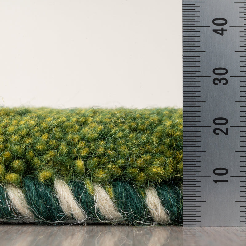 ギャッベ　ペルシャ手織り絨毯　座布団　38×42cm