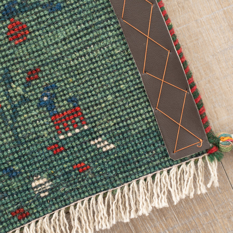 ギャッベ ペルシャ手織り絨毯 座布団 41×41cm – Persiadirect