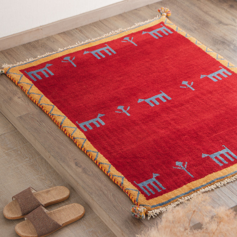 ギャッベ　ペルシャ手織り絨毯　ラグ
