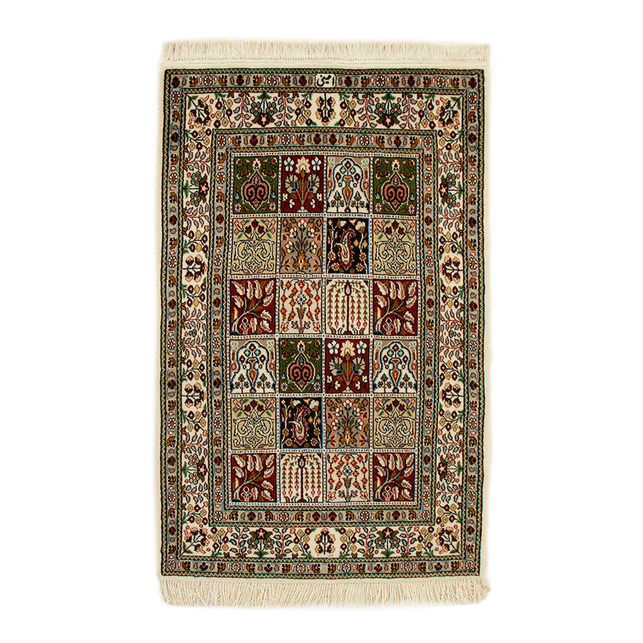 SALE!手織りペルシャ絨毯 ナイン size:248×148cm 在庫ありの全ての商品