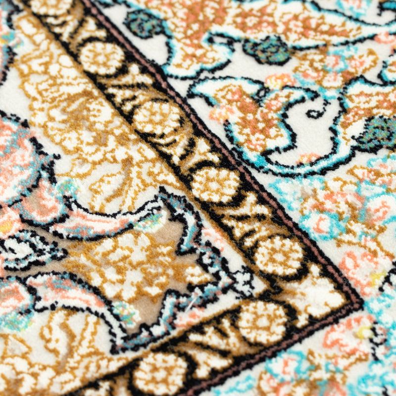 ペルシャ絨毯（機械織）　フィルゼ柄　ネスカフェ　150×200cm