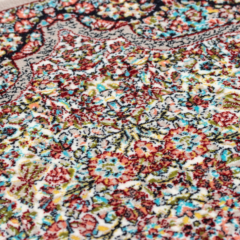 ペルシャ絨毯（機械織）　ゴルリーズ柄　ベージュ　50×80cm