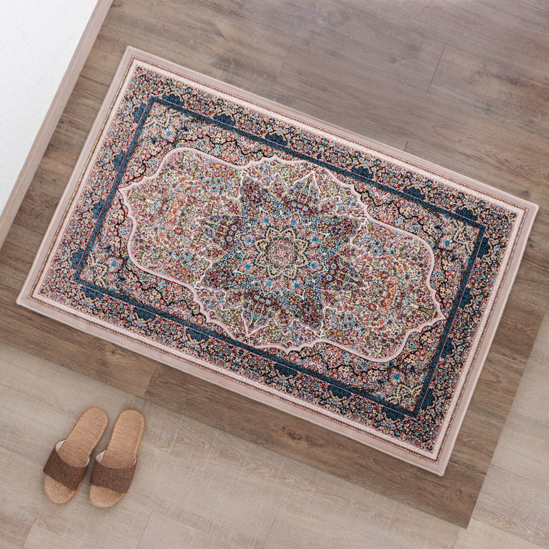 ペルシャ絨毯（機械織）　ゴルリーズ柄　ベージュ　75×120cm