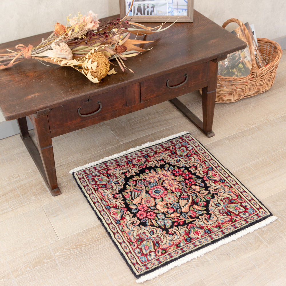 ペルシャ手織り絨毯 80x39cm ペルシャ絨毯（手織り） (約40×60cm) – Persiadirect