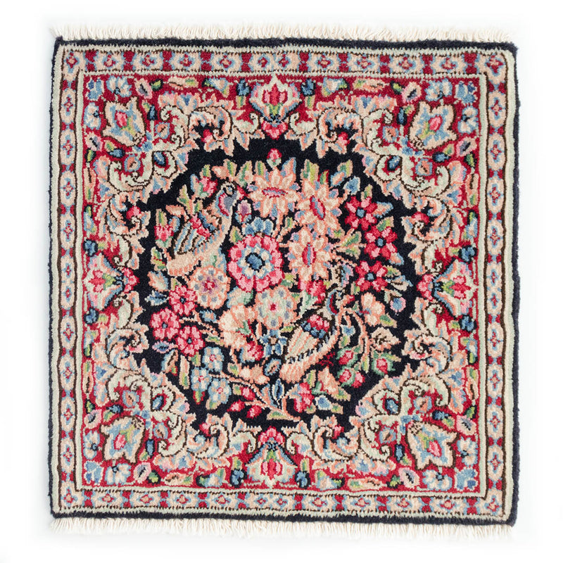 ペルシャ絨毯（手織り）　約40×40cm