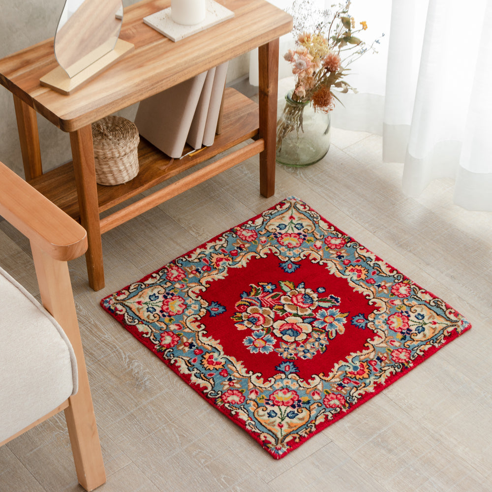 ペルシャ絨毯（手織り） ミニサイズ (約50×50cm) – Persiadirect