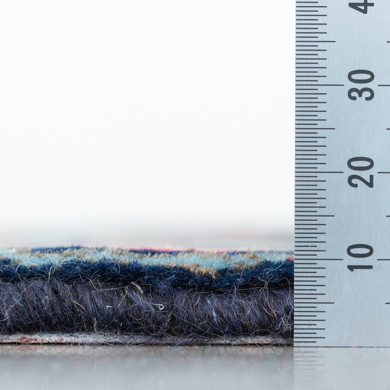 ペルシャ絨毯（手織り）　約40×40cm