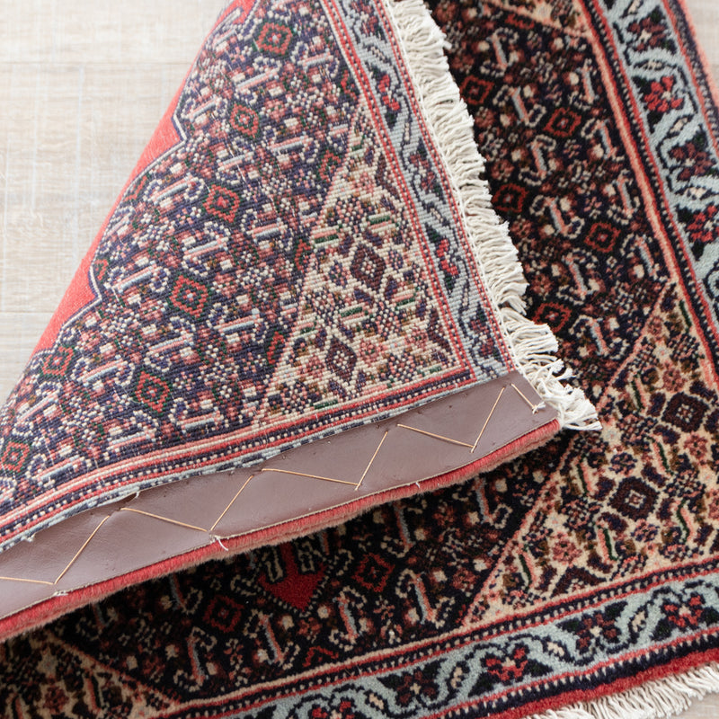 ペルシャ絨毯（手織り）　約40×40cm