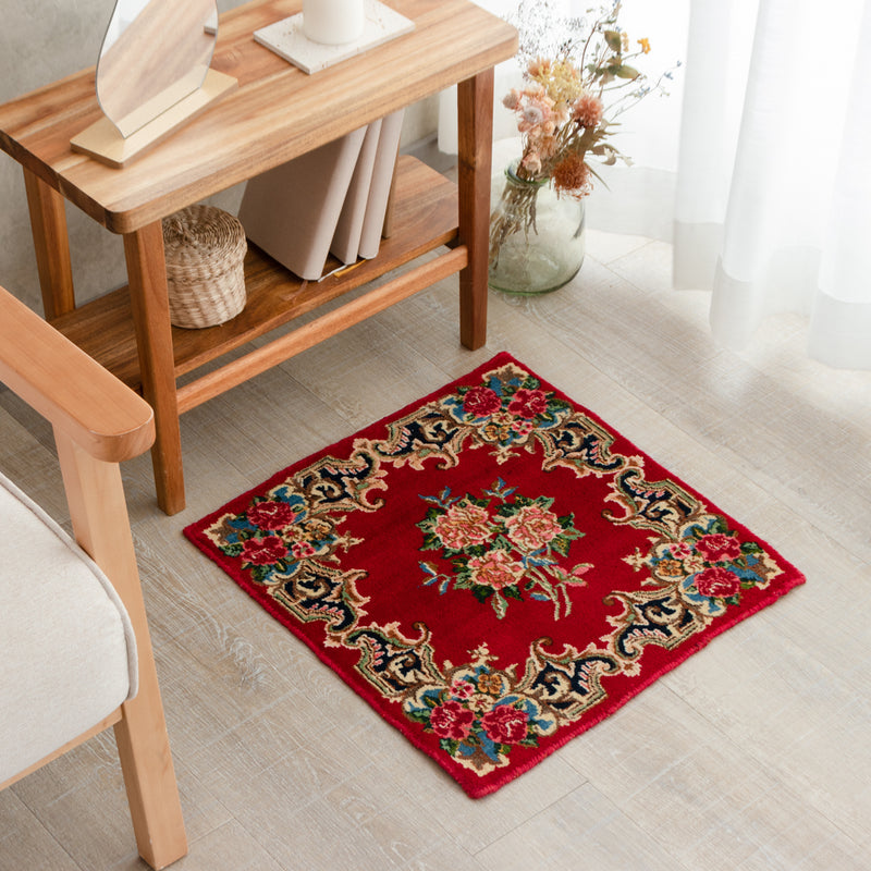 ペルシャ絨毯（手織り）　約40×40cm