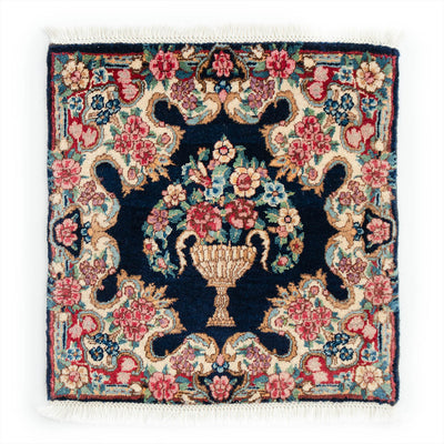 ペルシャ絨毯（手織り）　約40×40cm