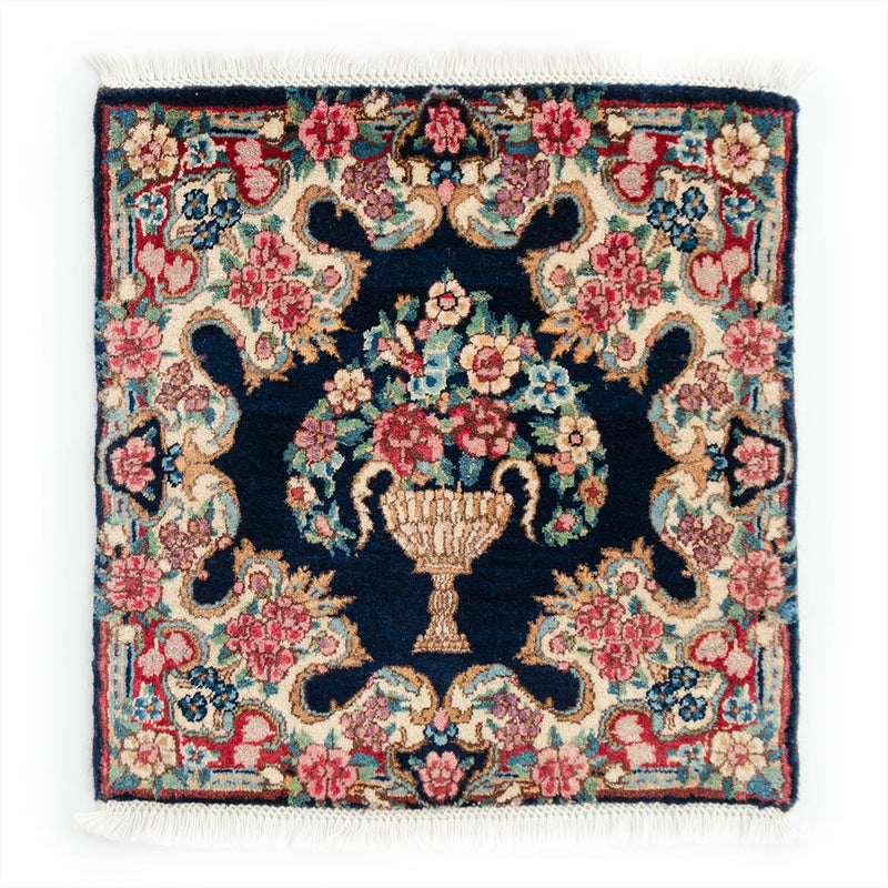 ペルシャ絨毯（手織り）　約40×40cm