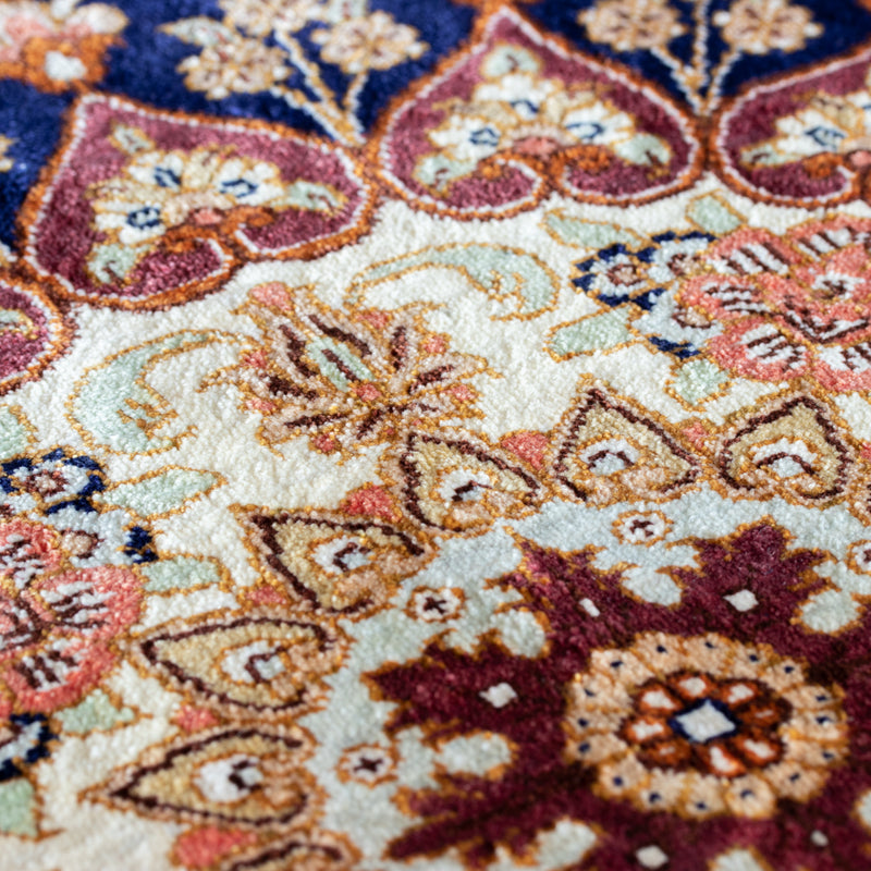 ペルシャ絨毯（手織り）　丸形
