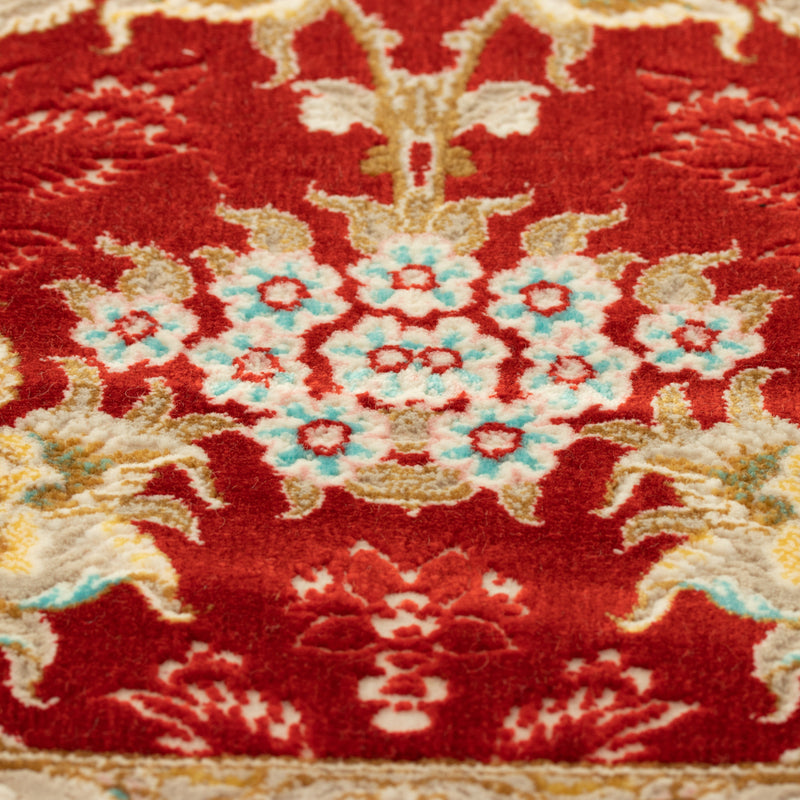 ペルシャ絨毯（機械織）　ナスタラン柄　レッド　50×80cm　イメージ